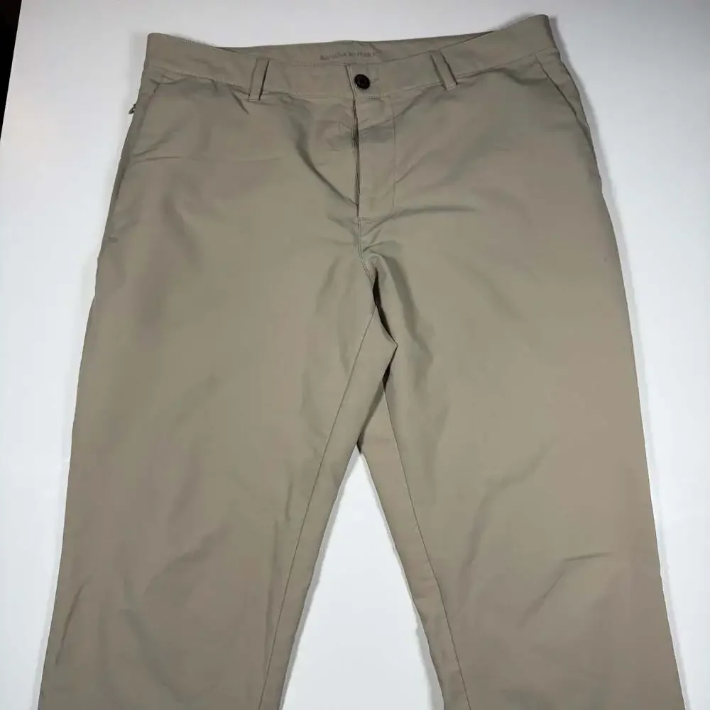 Banana Republic Mens Performance Chino Pants Khaki 34x32